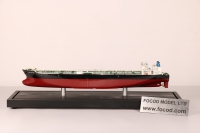 custom made model of 287米原油油轮
